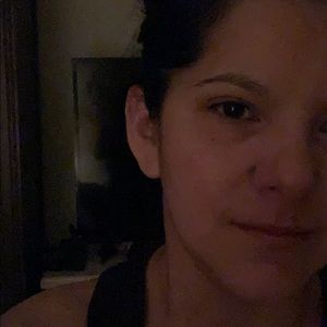 Meet your Posher, Leila